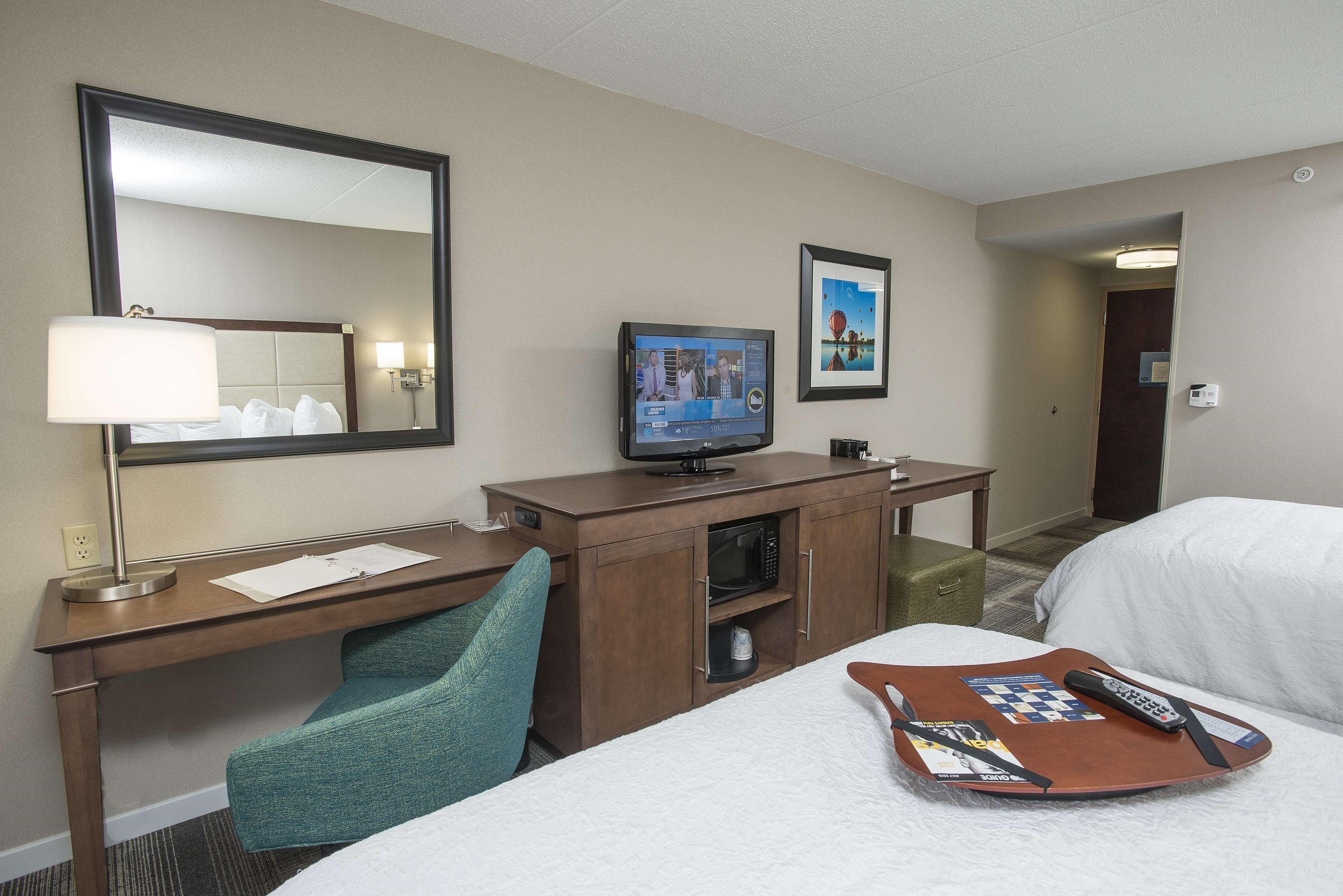 Hampton Inn & Suites Cincinnati-Union Centre West Chester Buitenkant foto
