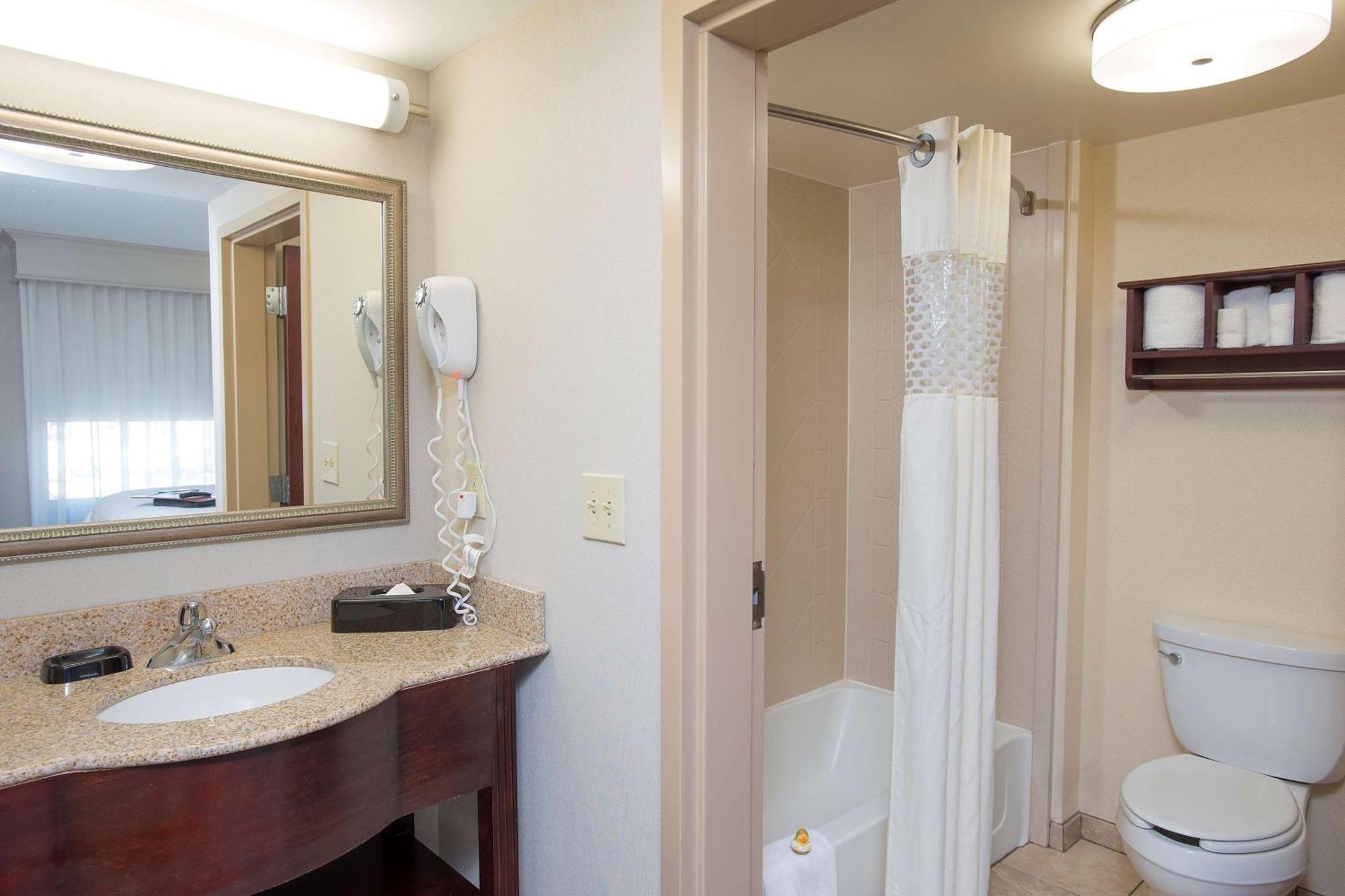 Hampton Inn & Suites Cincinnati-Union Centre West Chester Buitenkant foto