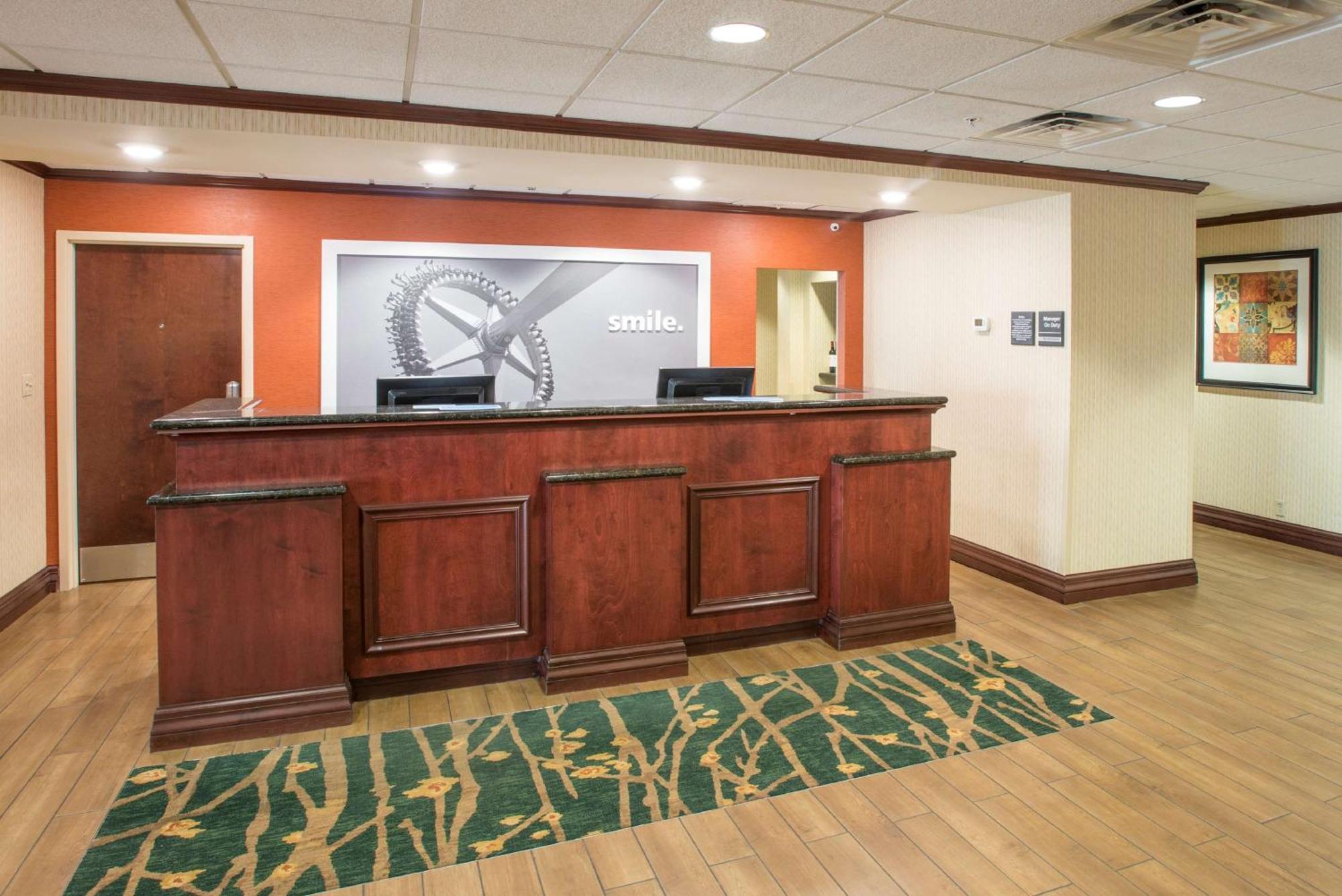Hampton Inn & Suites Cincinnati-Union Centre West Chester Buitenkant foto