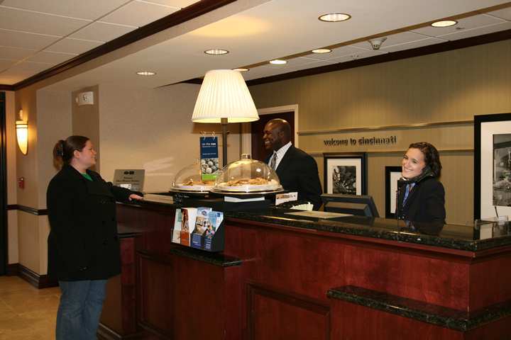 Hampton Inn & Suites Cincinnati-Union Centre West Chester Buitenkant foto